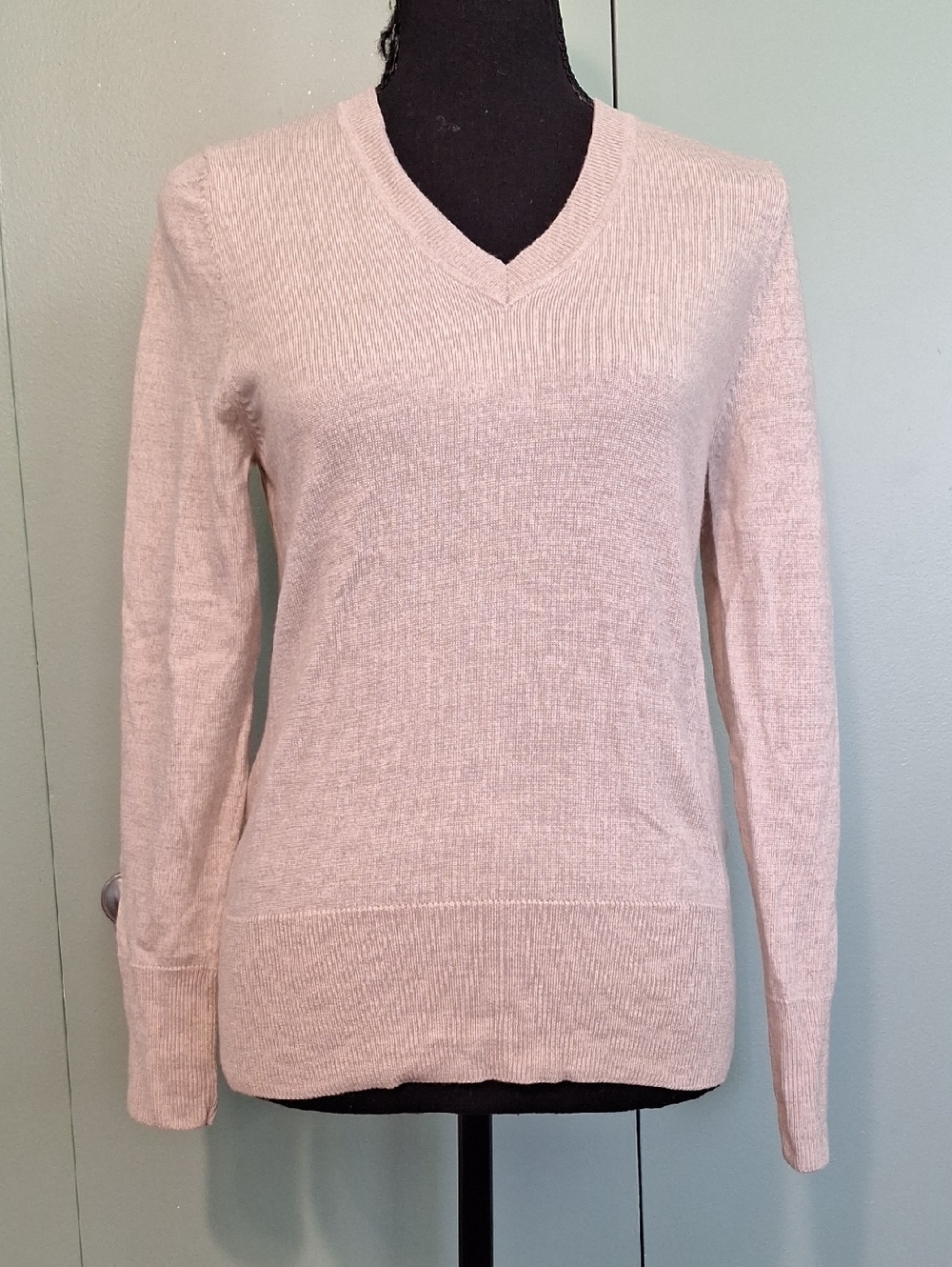 Victor Alfaro Cream 100% Wool Sweater Size Medium
